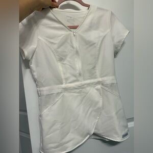 XS Jaanuu White scrubs top